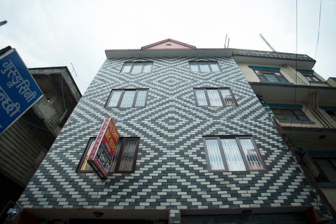 Spot On 397 Hotel Triveni Guest House Catmandu Exterior foto