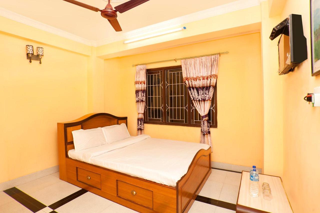 Spot On 397 Hotel Triveni Guest House Catmandu Exterior foto
