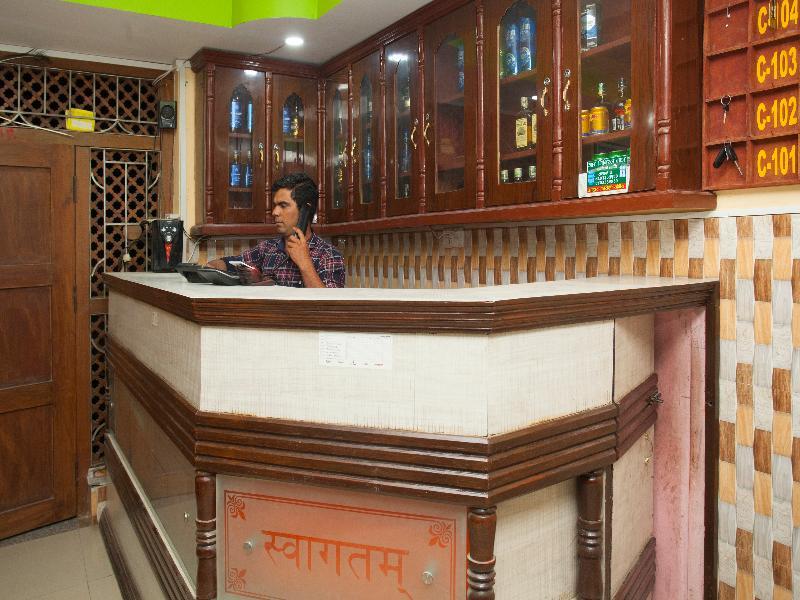 Spot On 397 Hotel Triveni Guest House Catmandu Exterior foto